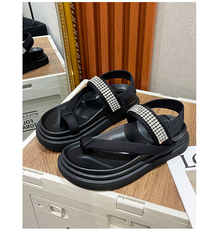 Station européenne 2024 été semelle épaisse croix bande élastique sandales femmes strass pince orteil chaussures romaines vacances chaussures de plage tendance_voghion.com