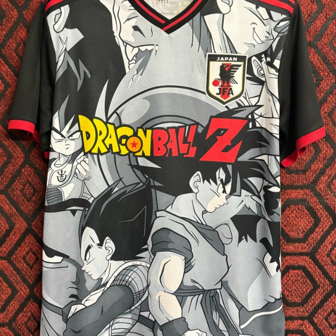 2425 Camiseta de fútbol japonesa Fans Anime Series Pirate Luffy Kakashi Goku Vegeta Super Saiyan