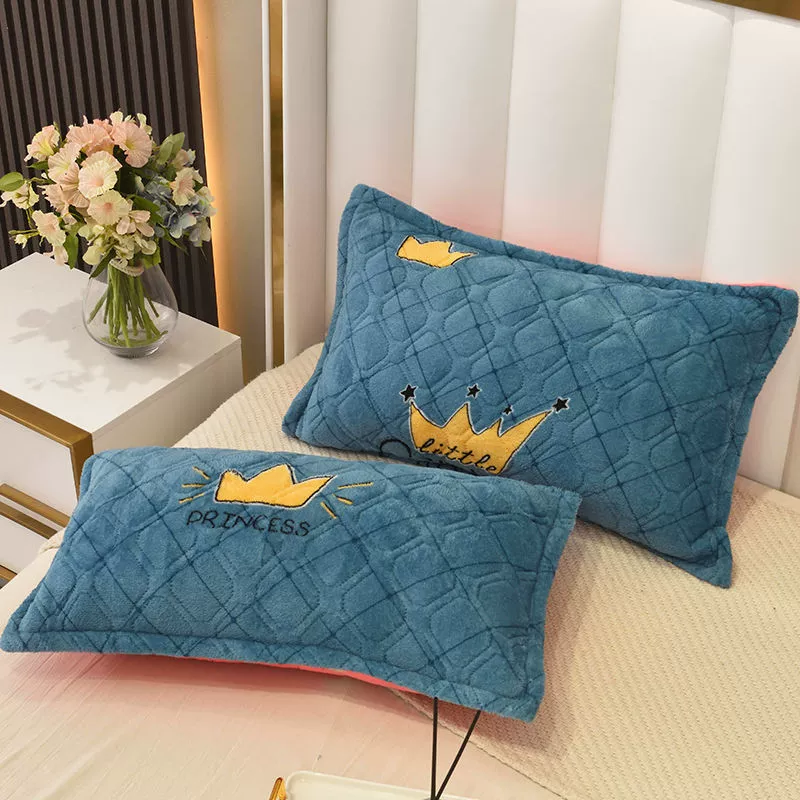 Coral flannel double-sided warm pillowcase for beloved for adults