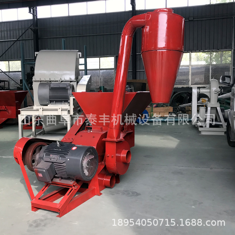 540多功能饲料粉碎机 带拨齿自进料打粉机 锤片式黄豆秸秆粉碎机
