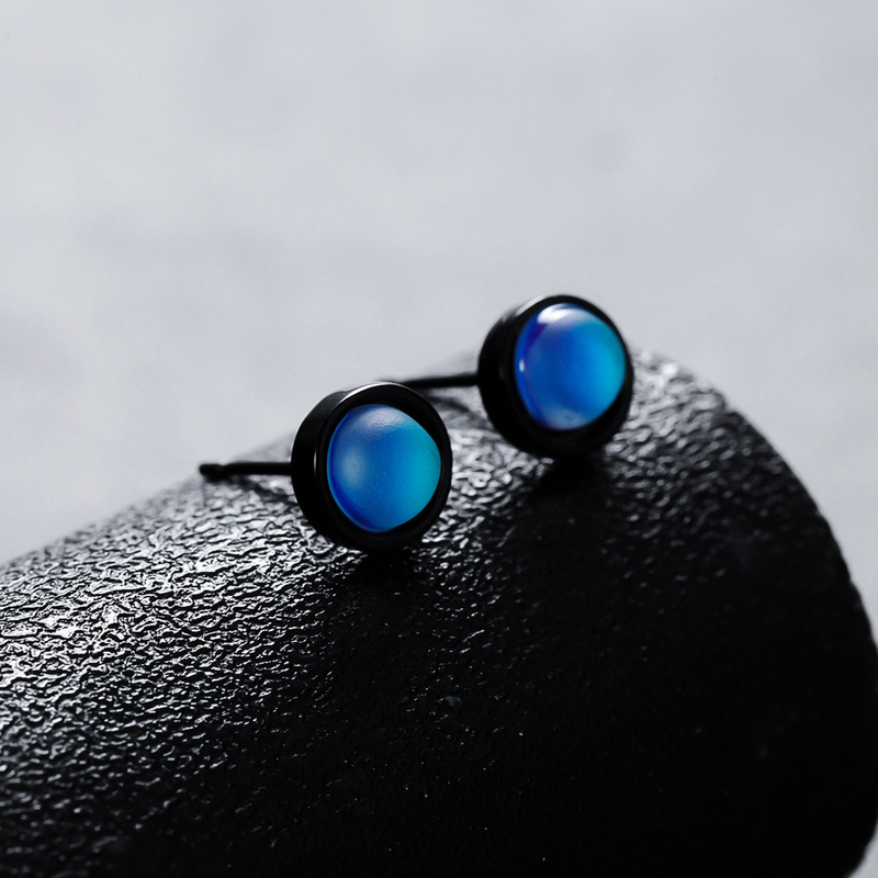 Cat's eye stone silver earrings men's high-grade all-match simple design earrings women's niche light luxury personalized fashion jewelry wholesale Cat's eye stone silver earrings men's high-grade all-match simple design earrings women's niche light luxury personalized fashion jewelry wholesale