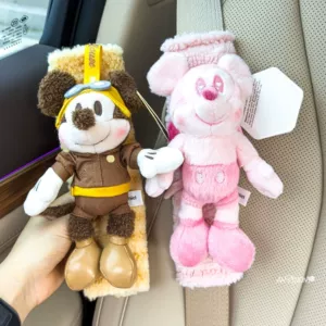 Donald Duck Car Seatbelt Shoulder Pads, Cute and Suitable for All Seasons, High-End and Soft, Children's Anti-Neck-Strain Couple Style