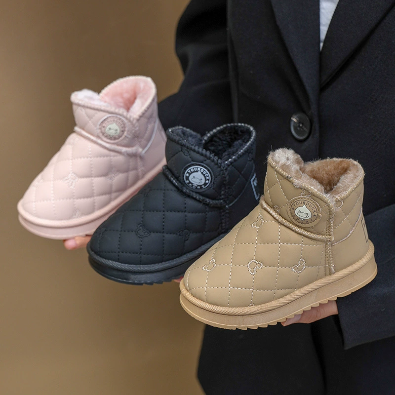 Детские короткие сапоги зимний плюшевый утолщенный теплый мальчик ребенок водонепроницаемый противоскользящий мультфильм утка снежные сапоги