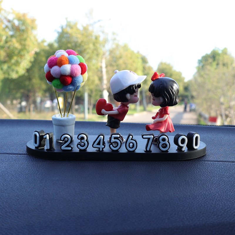 Phone Number Plate – Qìchē Nömrəli dayanma kartı - black-parking-plate-hat-love-couple-colorful-balloons