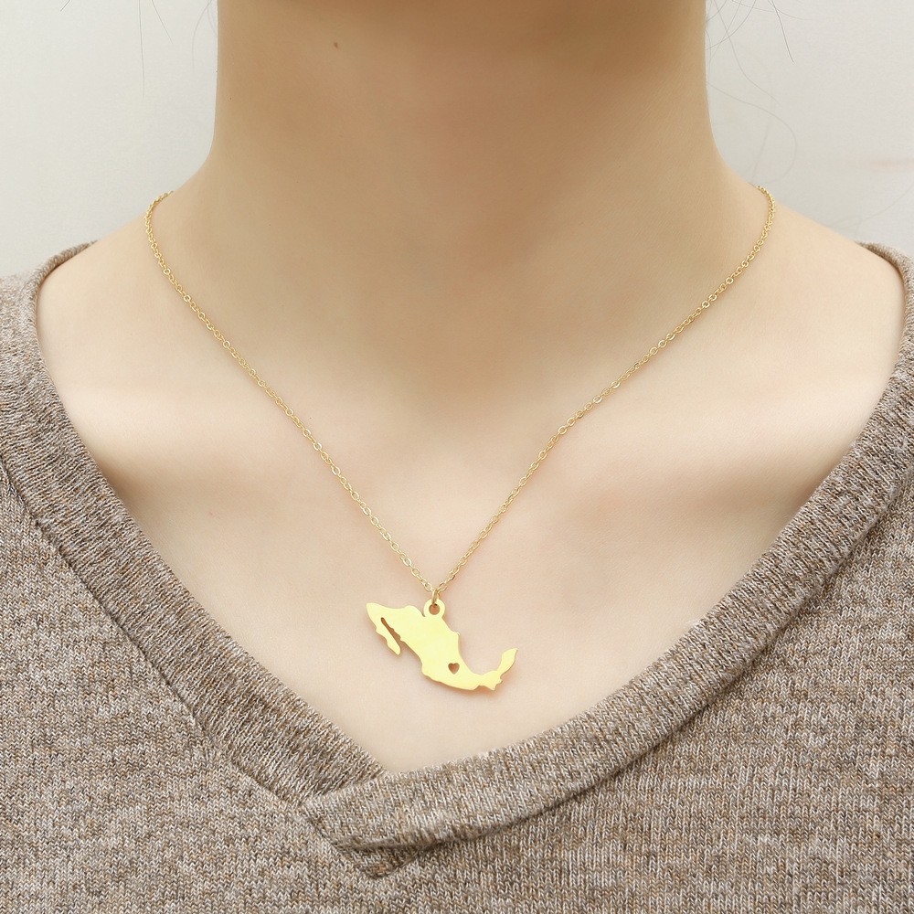 World Map Pendant Necklace For Men And Women Patriotic Jewelry_voghion.com