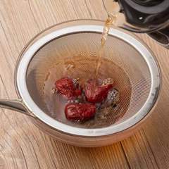 Stainless Steel Concave-Base Slotted Spoon with Oil Separator, Strainer, Filter Net, Soy Milk Skimmer & Oil Collector, Household Noodle-Serving Slotted Spoon for Draining Oil and Residue