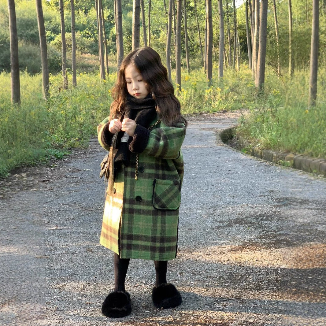 2024 девушки осень и зима утолщенные, теплые двубортные зеленые клетчатые шерстяные пальто средней и длинной шерстяные пальто