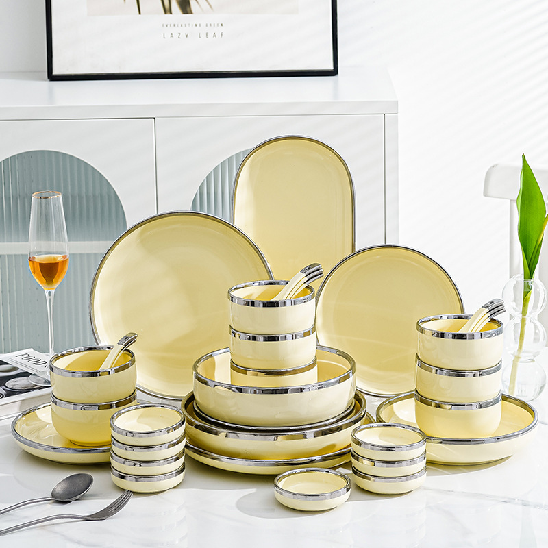 Tazón plato traje borde plateado plato de cerámica ins estilo crema amarillo hogar sopa tazón luz lujo inauguración traje de vajilla