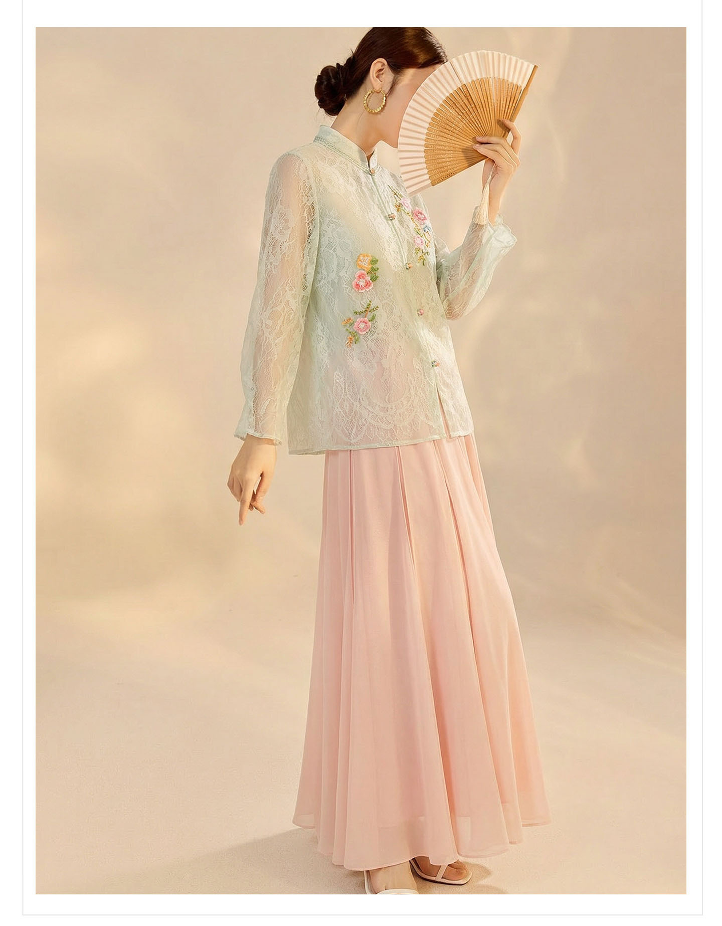 Bộ áo khoác tơ tằm thêu hoa + chân váy maxi phong cách Trung Hoa mới — bộ đồ, nửa váy, áo khoác chi tiết 14