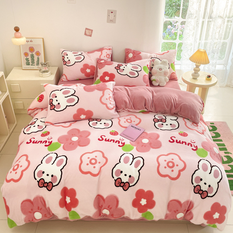 작은 접시 꽃 복숭아 꽃 토끼