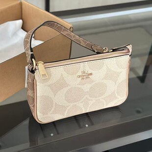 �ܼҴ����¿�Nolita  19�����־�ϻ��μ�б�������錢Ů��
