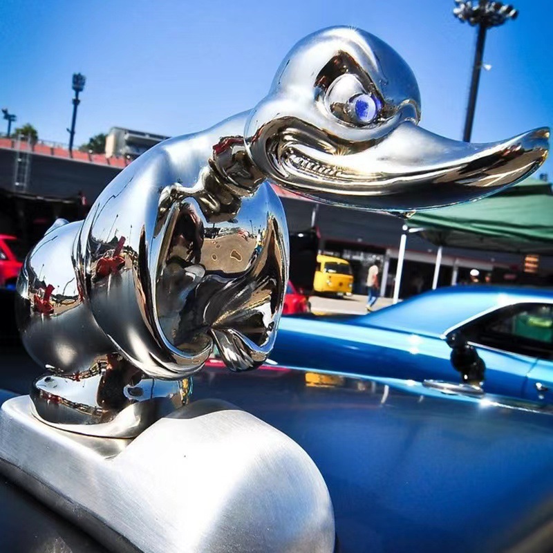 Sëlwer Glühende Donald Wild Angry Duck Kapp Autodekoratioun Ornament [_voghion.com