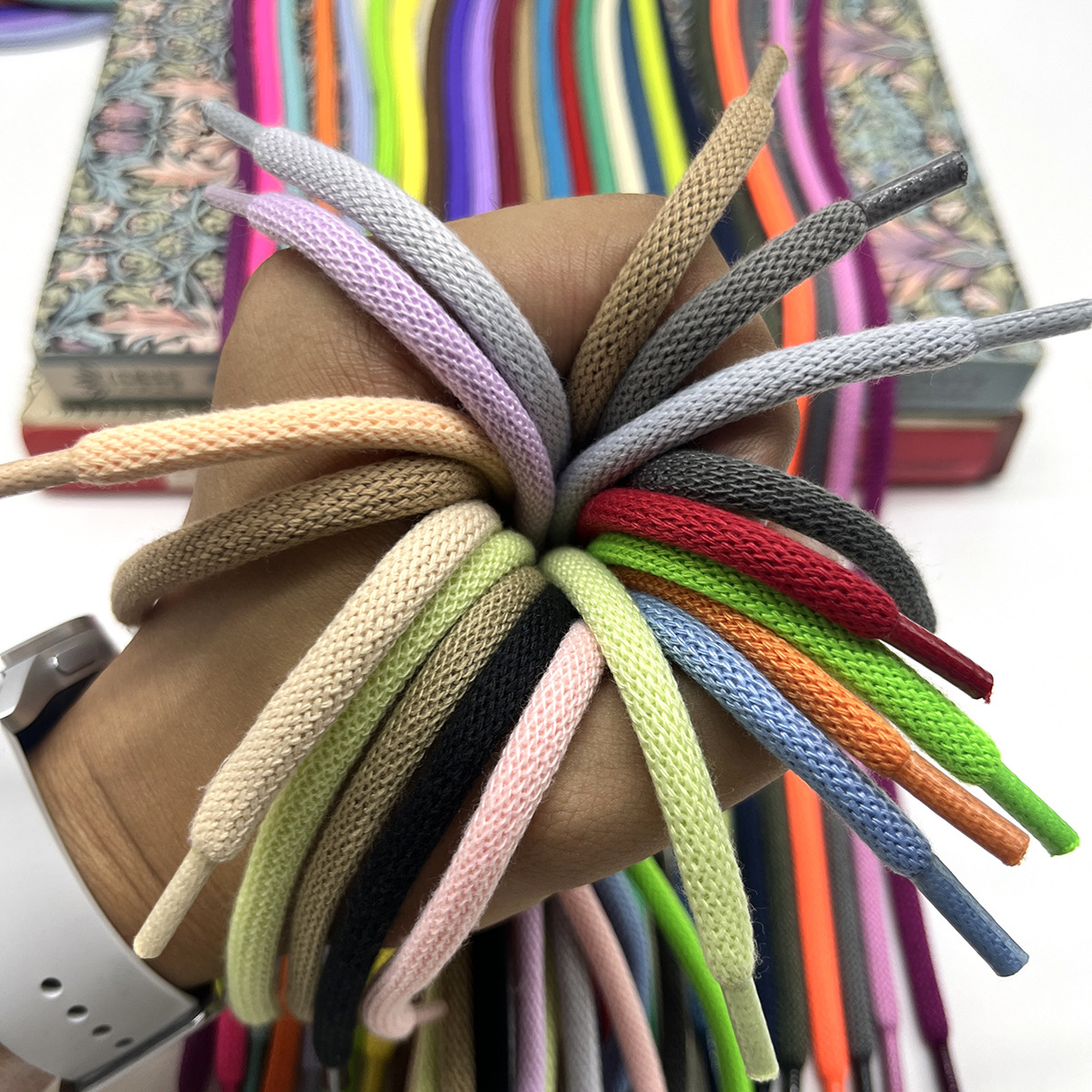 490 colores opcionales 6mm poliéster teñido ganchillo de lujo color paquete central redondo cordones de zapatos gorra cuerda de dibujo accesorios de ropa