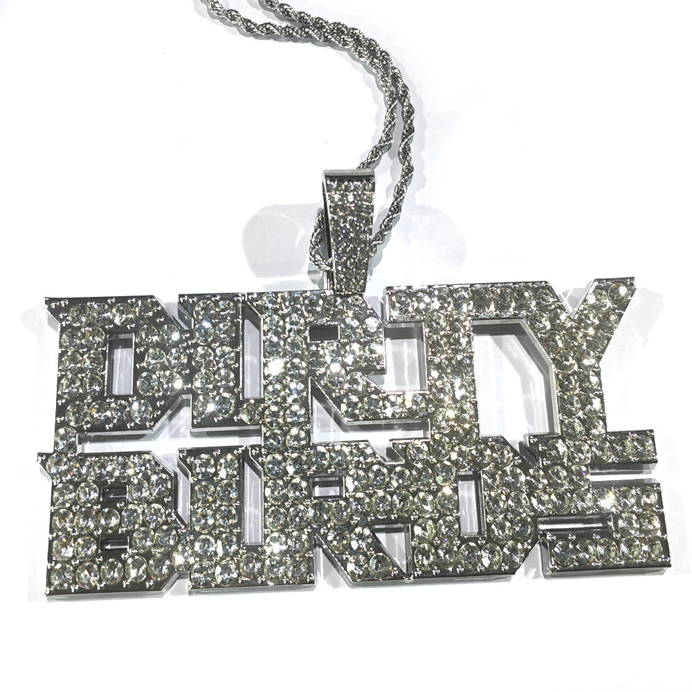 Europa y América Hip-Hop Diamante DIRTY BIRDS Letras Colgante Cuba Chain Personalidad de hombre Collar de aleación de moda