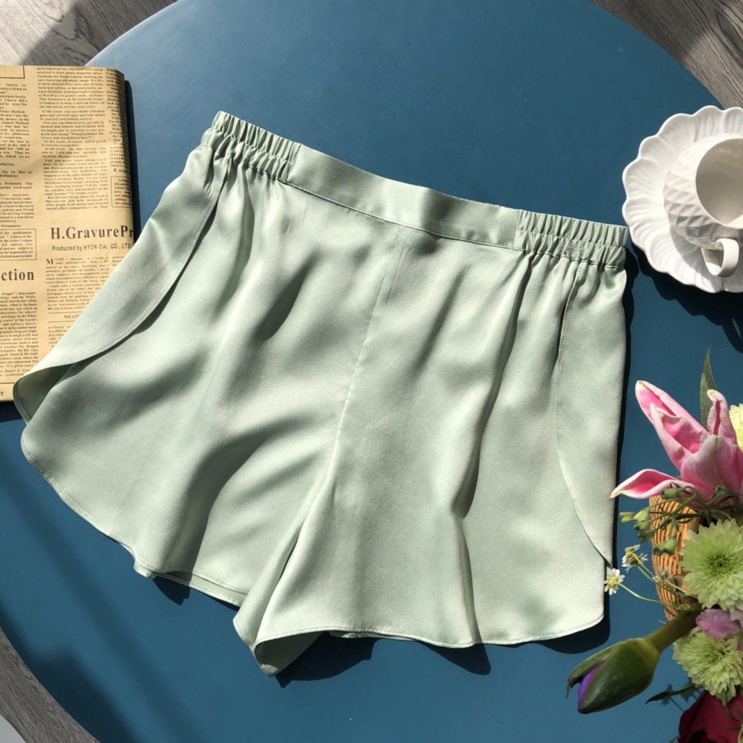 민트 그린 반바지
