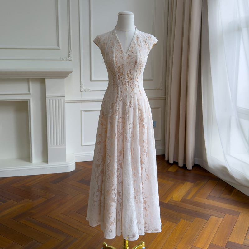 Cross-Border New Style Gentle Style Three-Dimensional Floral Lace Sleeveless Dress Round Neck Waist-Cinching Large Hem Elegant Long Dress for Women