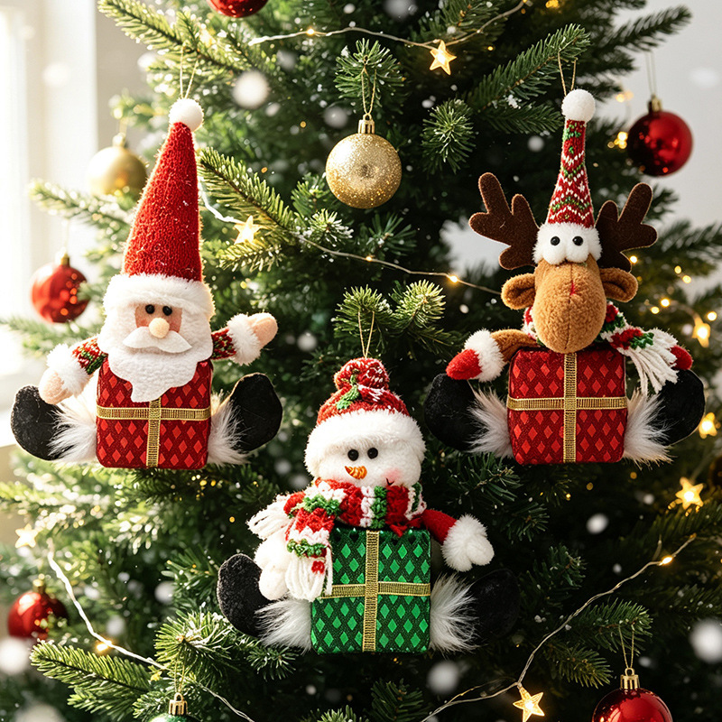 Cross-border Christmas decoration Christmas tree pendant knitted gift box doll small pendant high-end party atmosphere pendant