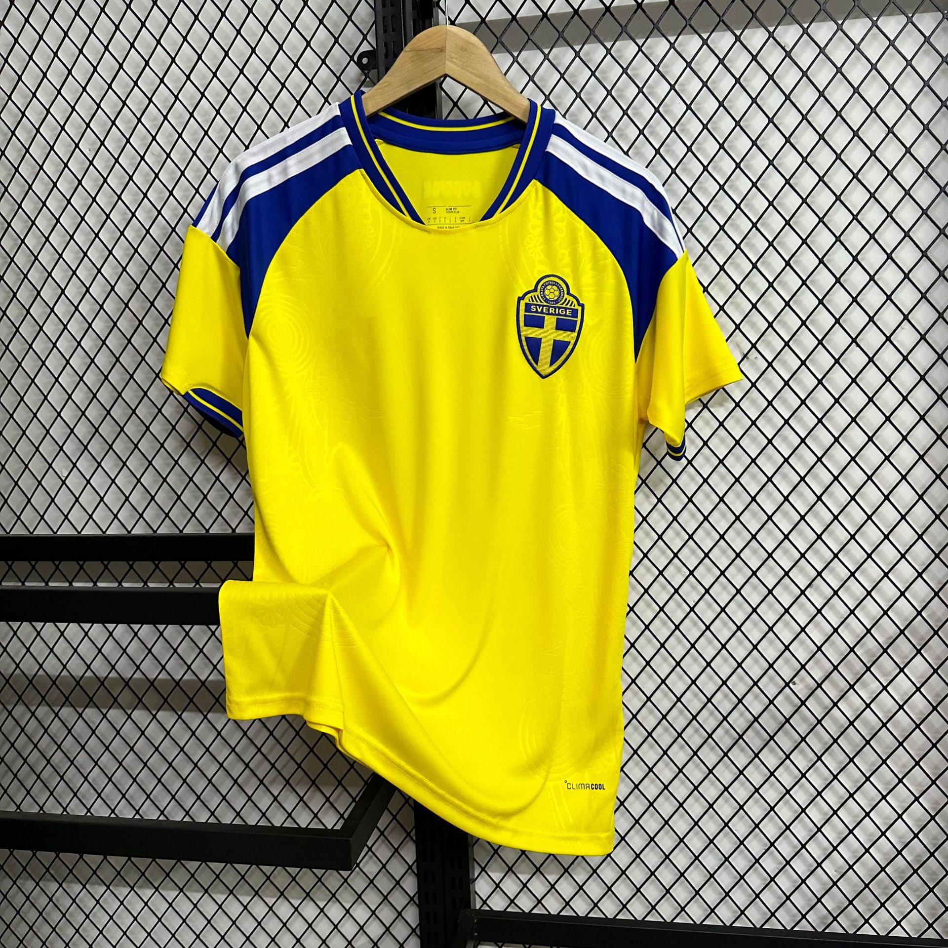 2627 nueva camiseta de fútbol de la Copa del Mundo Francia España edición de fans del equipo nacional brasileño gran cantidad de manga corta al por mayor