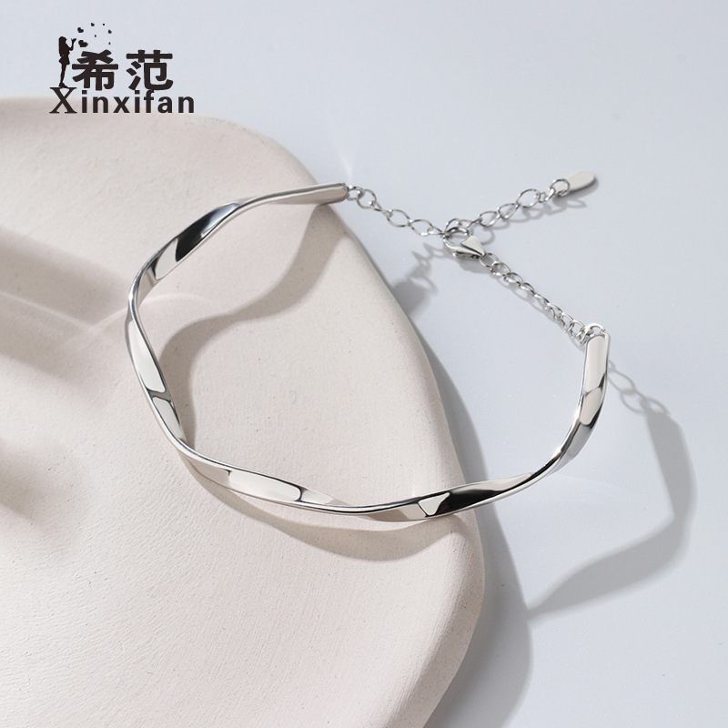 925 Sterling Silver Mobius Ring Bracelet Female Summer Light Luxury Bracelet ins Niche Design 2022 Bracelet Twisted
