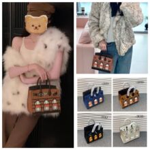 �羳,�¿�ٴ�ţƤ���Ӱ������K����r��ƴɫ�P����{�~�y���ذ�