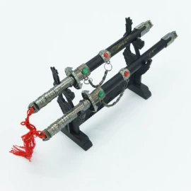 木质工艺品;金属工艺品;射击射箭用品