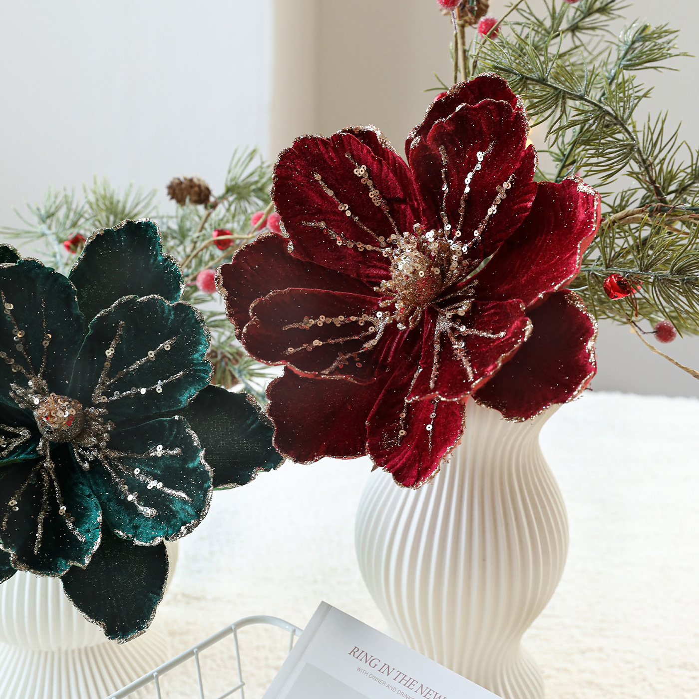 Flores de Navidad de alta calidad flores de simulación lujosas flocado polvo de oro magnolia escenario de decoración de flores