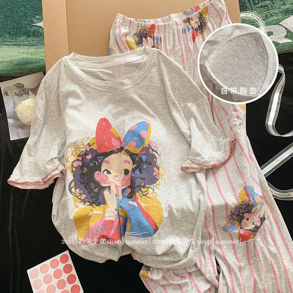 Cute pijama de manga corta de dibujos animados para mujeres verano 2025 nueva sensación de niña dulce y suelta pantalones largos se pueden usar fuera