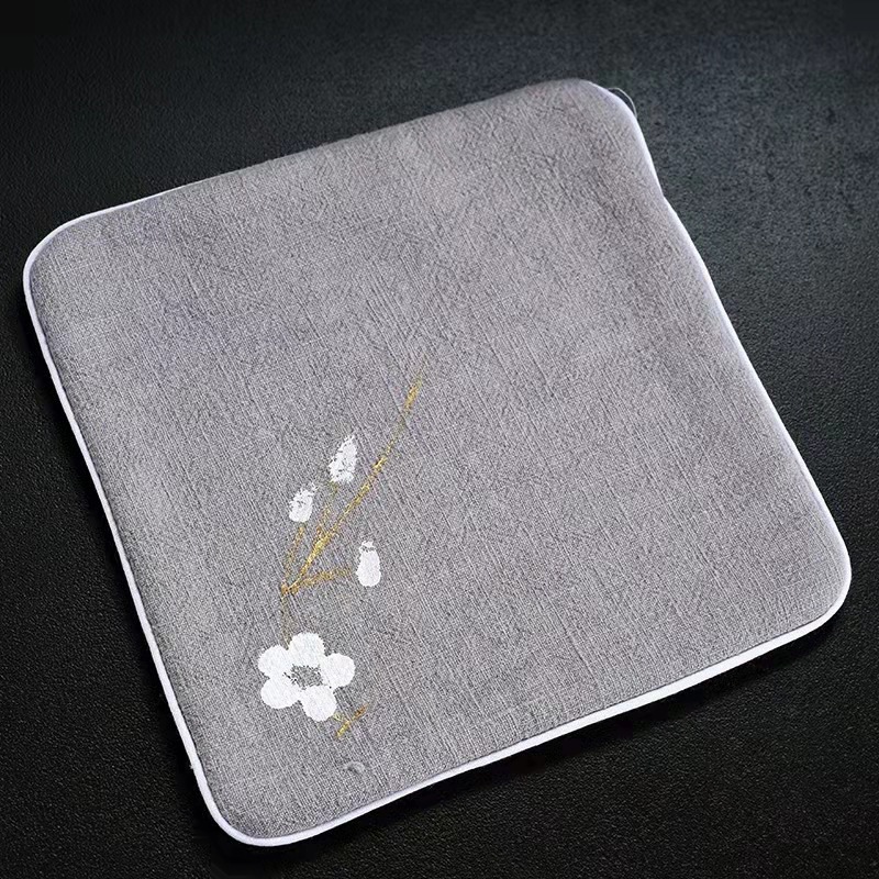 Plaza de winjiang transfronteriza pintada a mano Plum Blossom algodón de doble cara y lino toalla de té montaña tetera estera tetera seca almohadilla de aislamiento bandeja de té