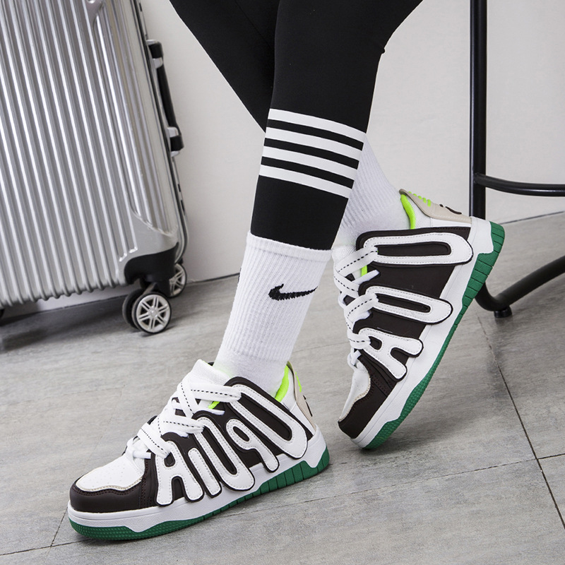Versatile Breathable Running Shoes For Men And Women Student Style_voghion.com