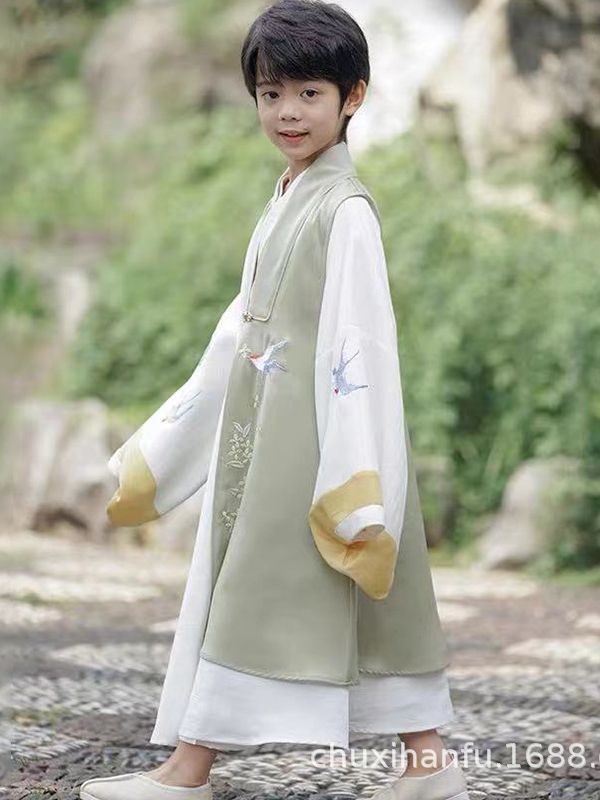 男の子の子供の漢服の春のモデルと春の新商品の逸時代の中国風の唐の服の超仙の刺繍のロングタイプのスーツ|undefined
