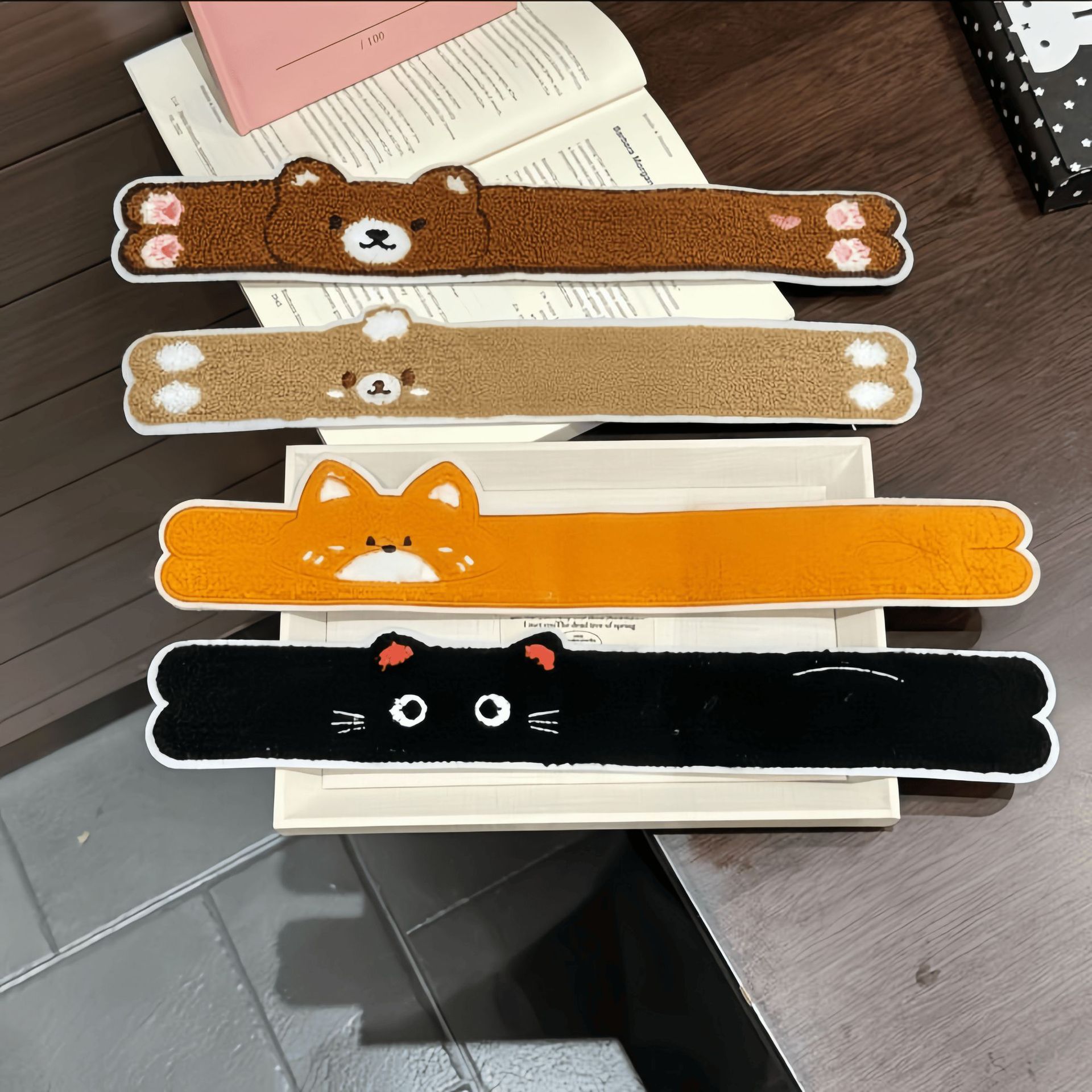 Cute long fringe hair band with cat and fox designs, suitable for face washing and as a bun headband, sweet and adorable hair accessory