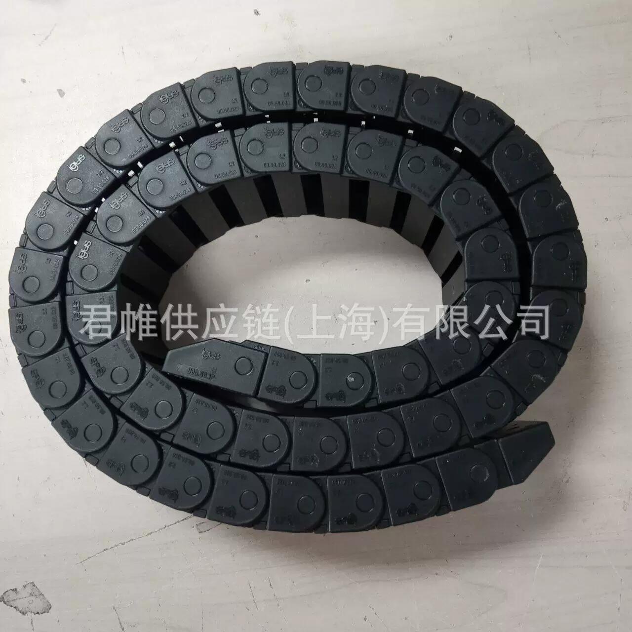 Сквозная цепь IGUS + разъем 09.50.028 (50 секций) + 080.50.12.A3 (одна пара)