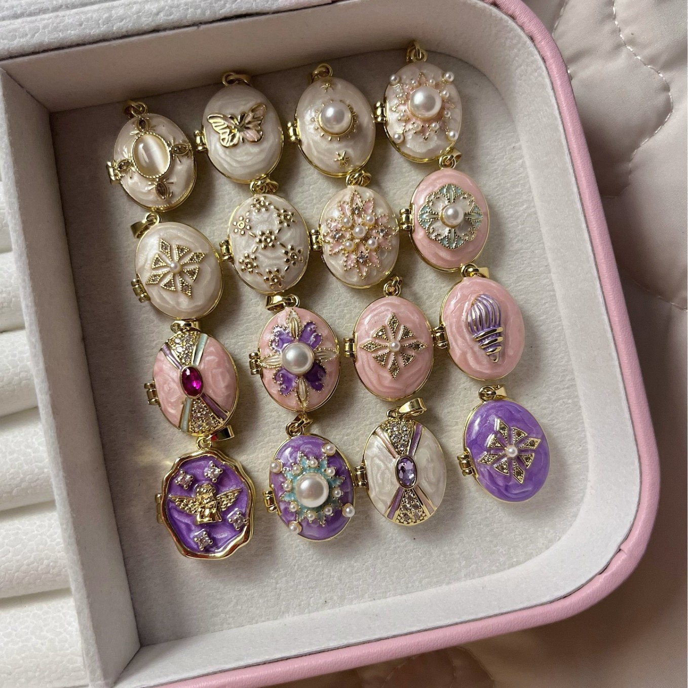 European and American Cross-Border New Opening and Closing Pocket Watch Series Heart Pendant DIY Oil Painting Colorful Series 18K Gold Color Retention