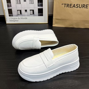 White Nurse Shoes for Women, Soft Sole, Lightweight, Comfortable and Breathable, 2025 New Summer Style, Non-Tiring Medical Work Shoes