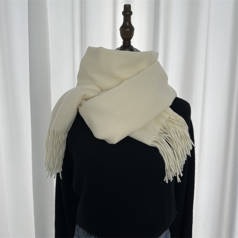 2023 nouveau monochrome pour femme, style décontracté japonais coréen, écharpe chaude, châle à la mode, peau de mouton d'automne et d'hiver_voghion.com