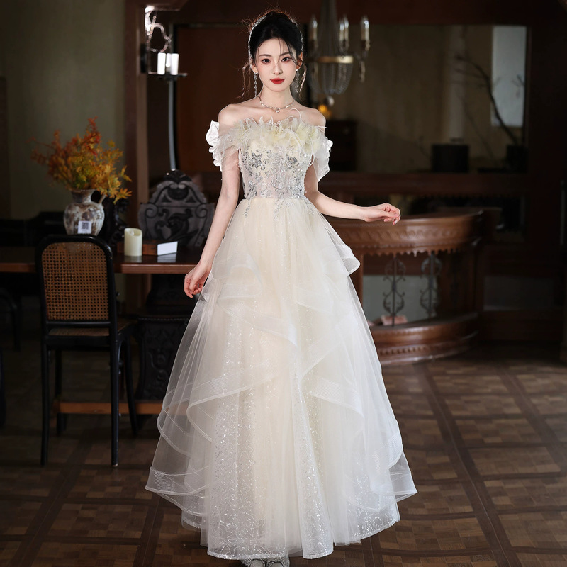 One-Shoulder Champagne-Colored Mesh Evening Gown for Women, High-End Long Dress for Hostess, Student Graduation, Adult Ceremony, Fairy-Like