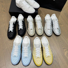 ߶Ʒ|2025¿СLyϵeٴЬŮ