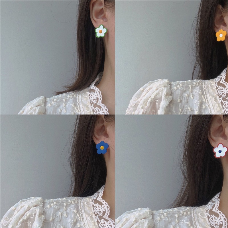 Cute Flower Alloy Enamel Ear Studs display picture 1