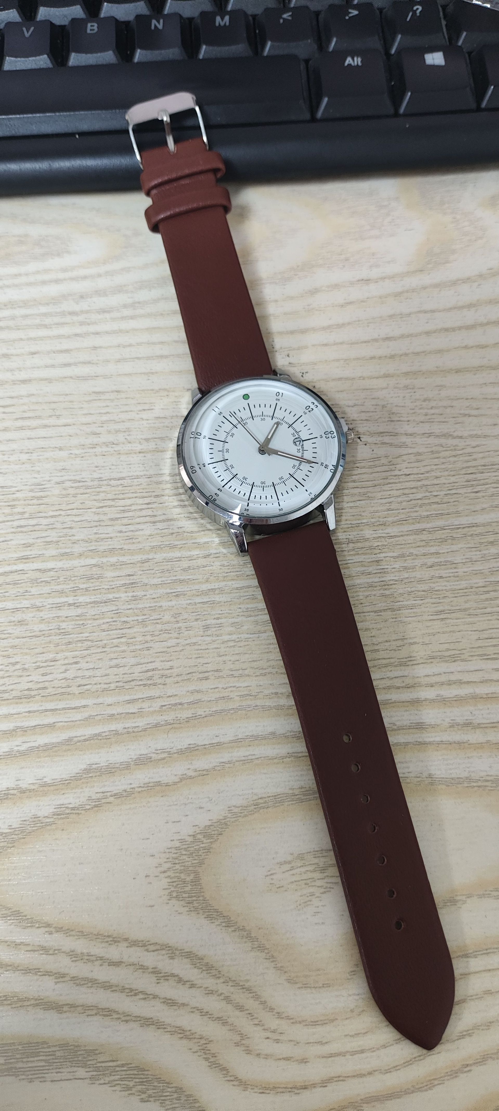 Men's Gender Business Style Business Solid Color Buckle Quartz Watch Men's Watches
