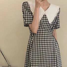 5105#小个子娃娃领黑白格子a字连衣裙女士2022年夏季新款初恋甜美