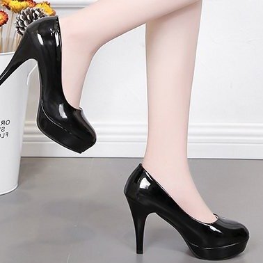  New Women's Fashion Shoes Korean Style High Heels Pointed Toe Waterproof Platform Thin Heel Women's Shoes Professional Wedding Shoes Etiquette