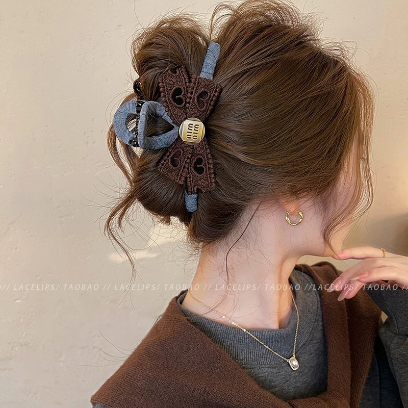 52# [brown lace] bow min-logo hair claw clip, approximately 13cm