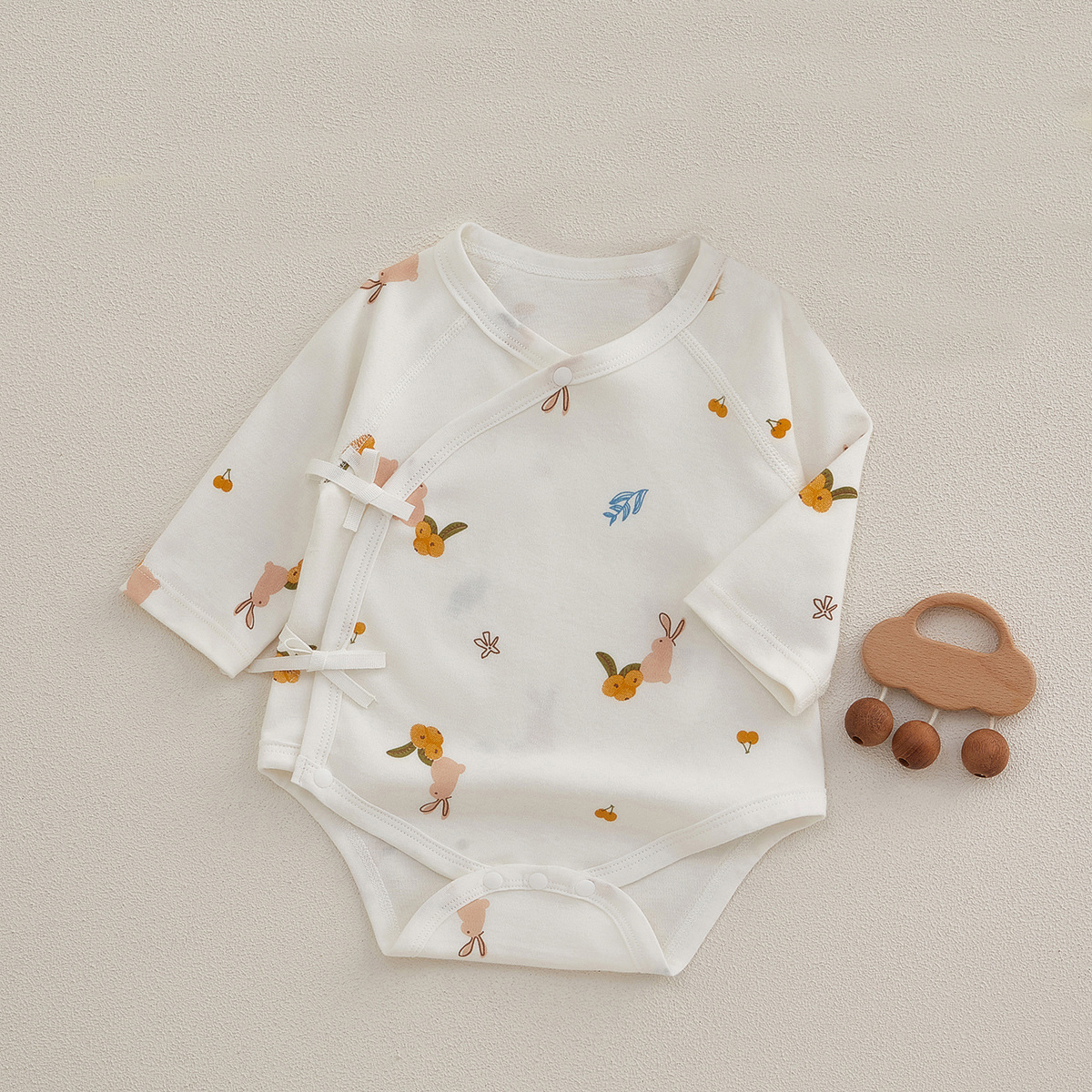 Bebé de una sola pieza recién nacido ropa de bebé recién nacido vaina de primavera y otoño mono de algodón puro triángulo mameluco