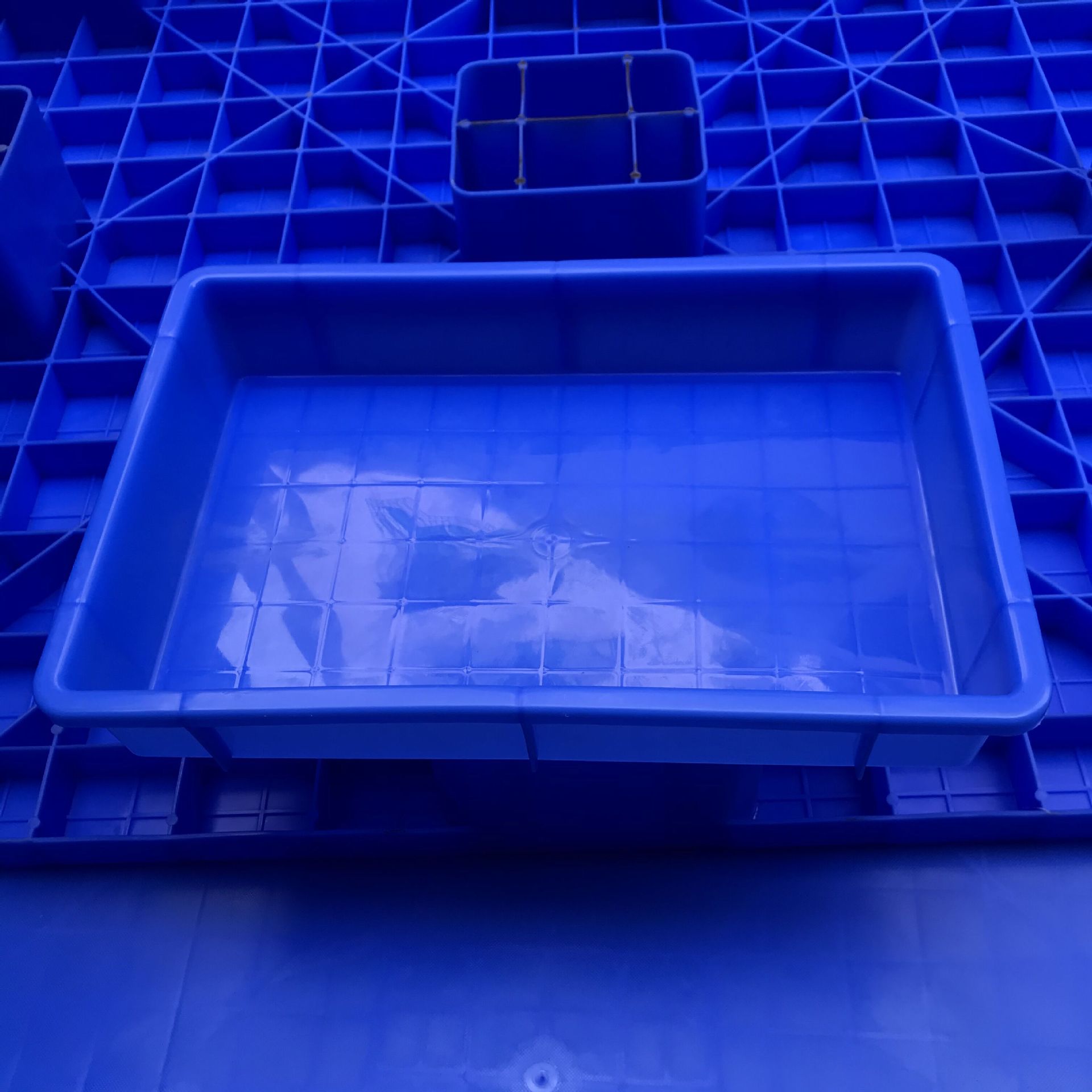 供应370*248*63mm塑料方盘440*262*73mm塑胶托盘555*373*75mm胶盘