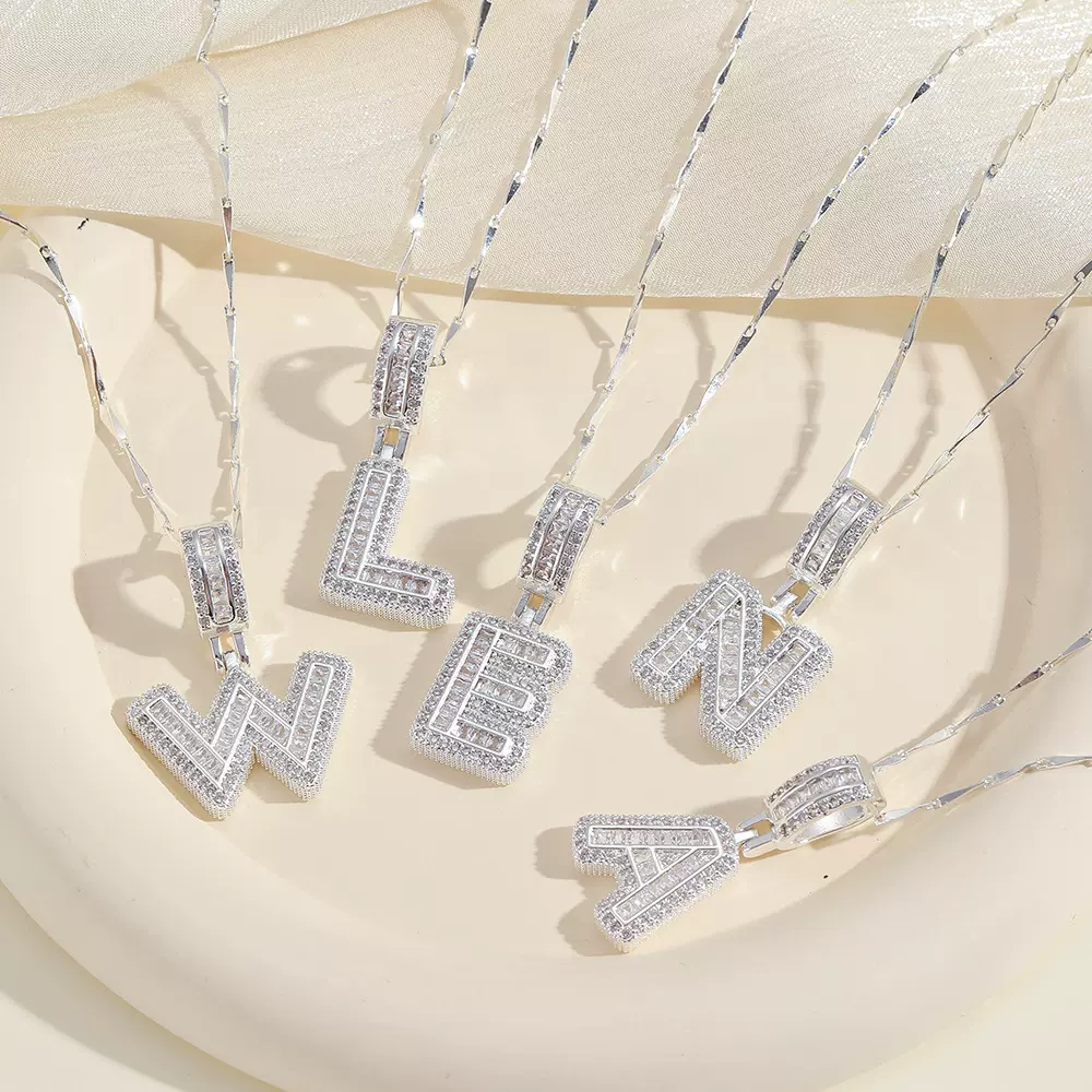 跨境热销冰糖满钻26英文字母项链铜镶锆石镀银色花朵字母套装批发