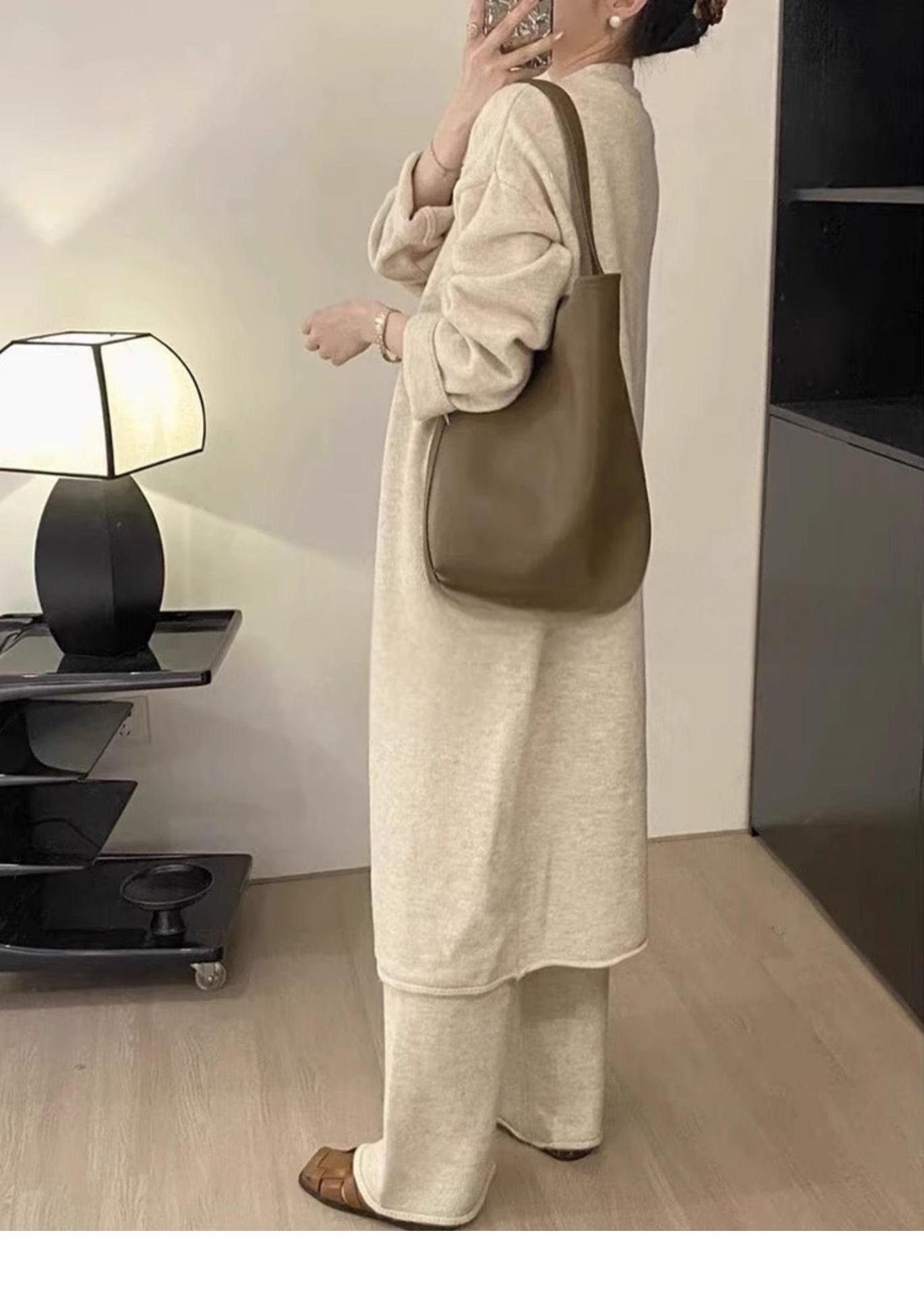 ​​"Architektonischer Strick-Poweranzug – Ärmellose Weste + Hose mit weitem Bein | Monochromer Minimalismus für Corporate Alchemy"​​_voghion.com