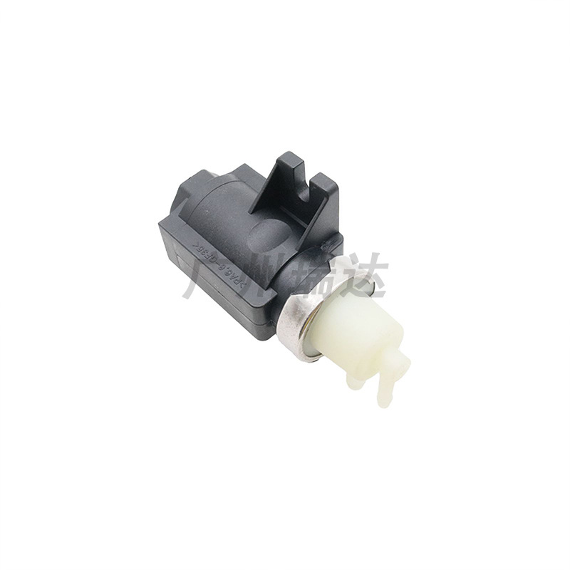 Aplicable a Cadillac motor turbo solenoide 12665777 en stock al por mayor