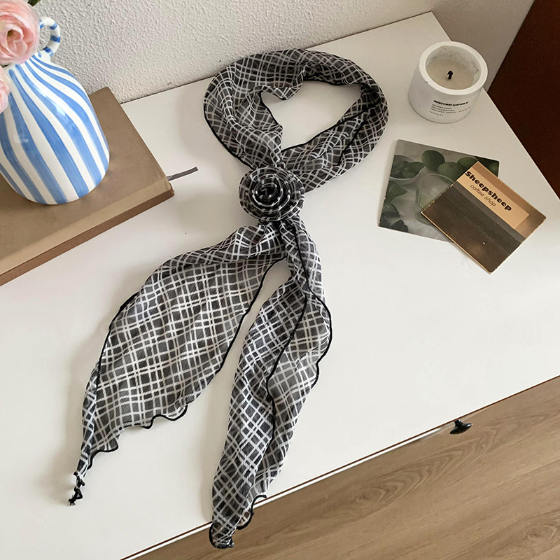 Bufanda de seda, banda larga, sentido de alta calidad, lunares, corbata delgada y estrecha, cinturón, bolso envuelto, cinturón para el cabello, cinta para el cabello, serpentina