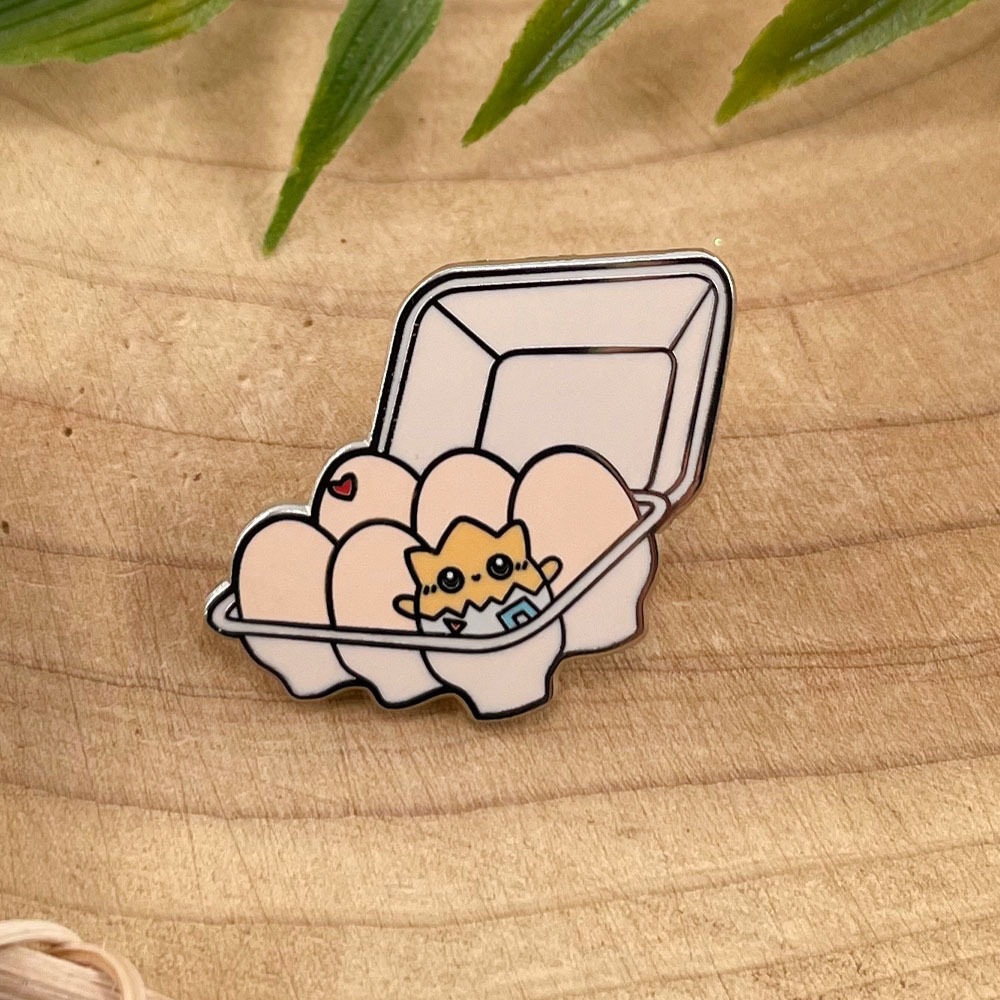 Cute Elf Egg Holder Enamel Pin Unique Design Badge Game Daily Fun Mix-and-Match Backpack Accessory