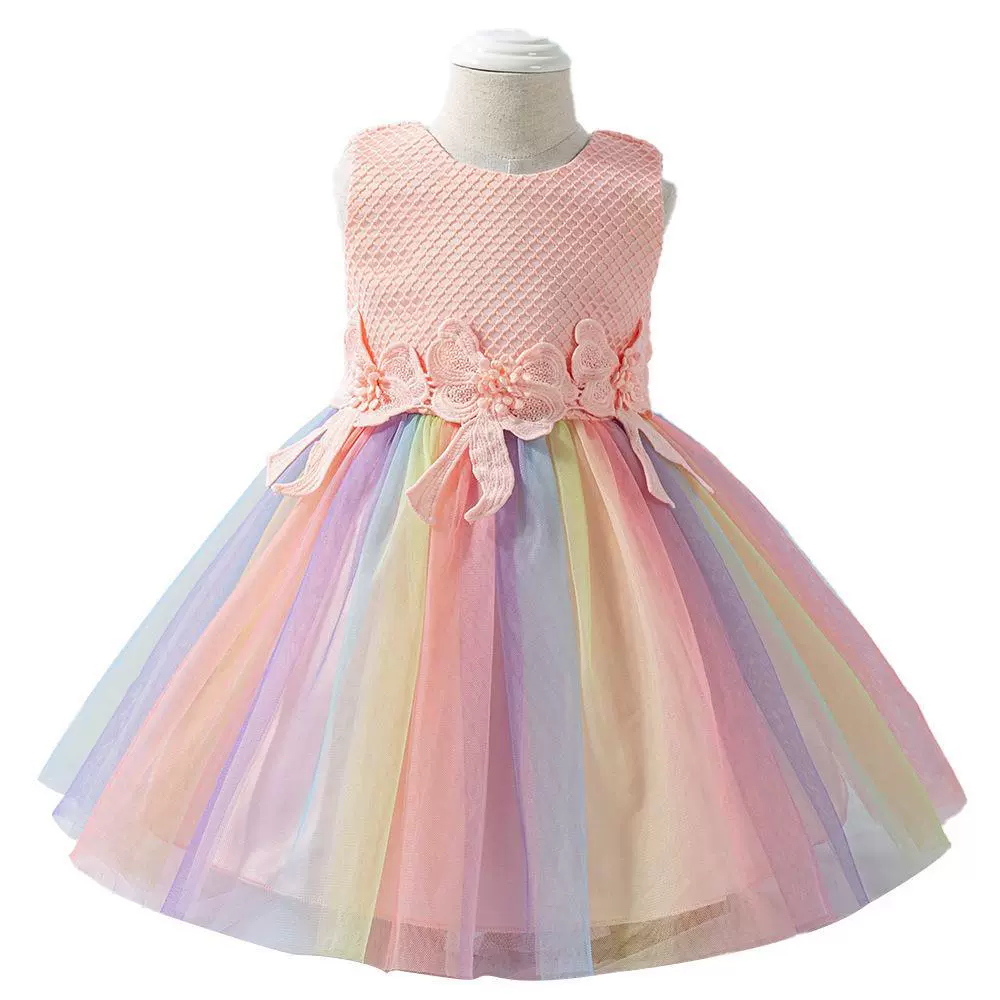 Children's dress, city style